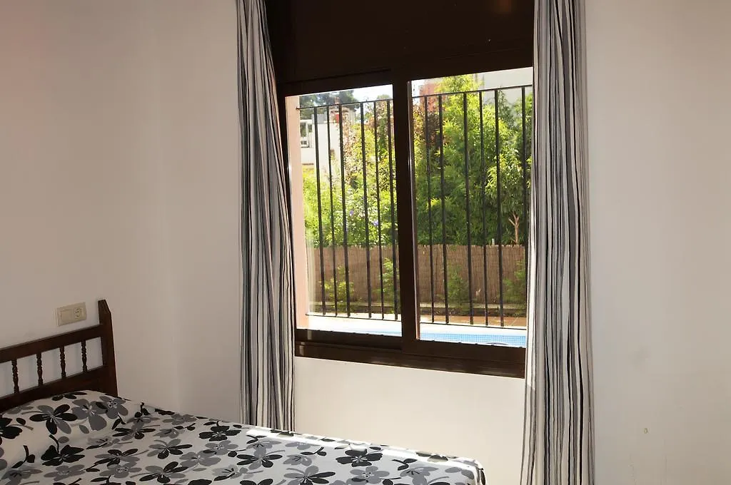 Apartamentos AR Family Caribe Lloret de Mar