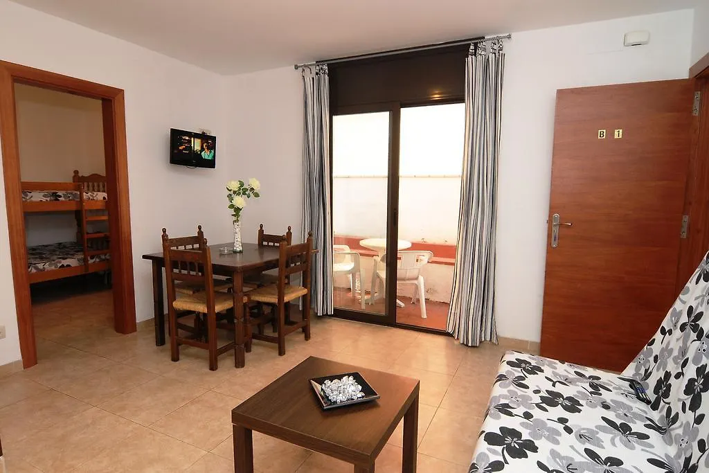Apartamentos AR Family Caribe Lloret de Mar