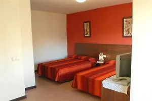 Apartamentos AR Family Caribe Lloret de Mar 0*,  España