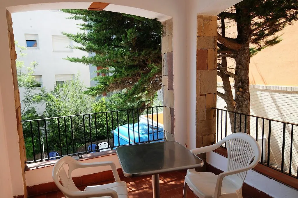 Apartamentos AR Family Caribe Lloret de Mar