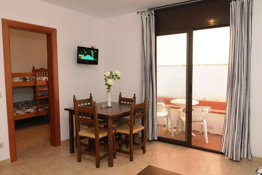 Apartamentos AR Family Caribe Lloret de Mar