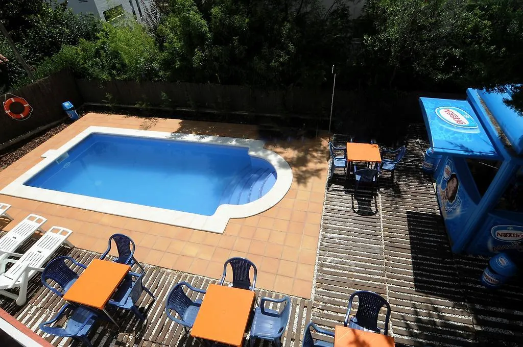 Apartamentos AR Family Caribe Lloret de Mar