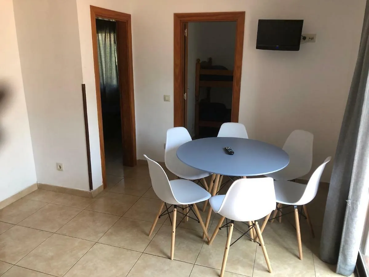 Apartamentos AR Family Caribe Lloret de Mar 0*,